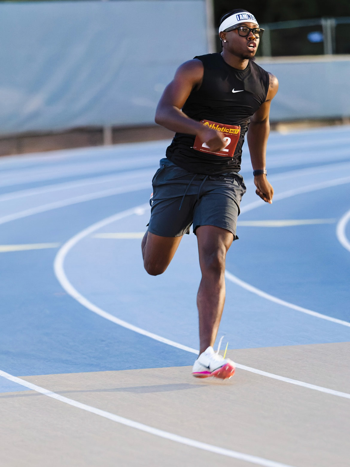 Panthers Elite athlete sprinting on the track during The Victory Lap 2026.